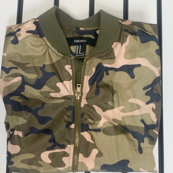 Forever21 extended rain jacket camouflage WornOnce - Picture 3 of 9